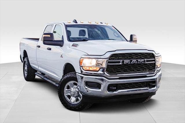 2023 RAM 2500 Tradesman Crew Cab 4x4 8 Box 2023 RAM 2500 Tradesman Crew Cab 4x4 8 Box