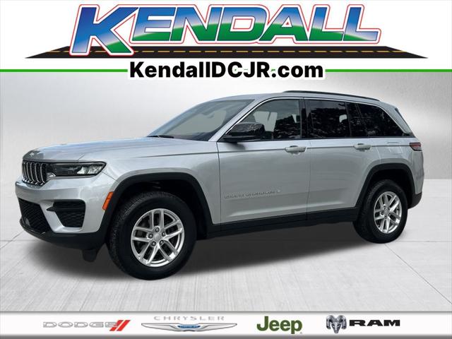 2024 Jeep Grand Cherokee Laredo X 4x4