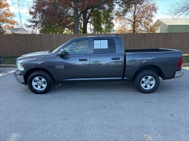 2023 RAM 1500 Classic SLT Crew Cab 4x4 57 Box