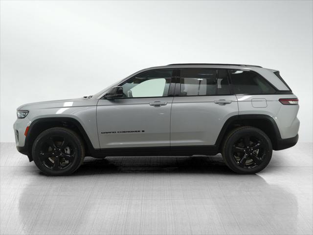 2023 Jeep Grand Cherokee Altitude 4x4