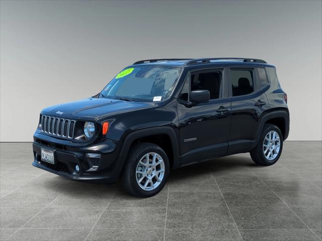 2022 Jeep Renegade Latitude 4x4 2022 Jeep Renegade Latitude 4x4