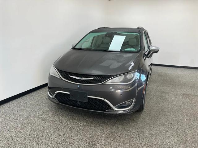 2017 Chrysler Pacifica Limited 2017 Chrysler Pacifica Limited