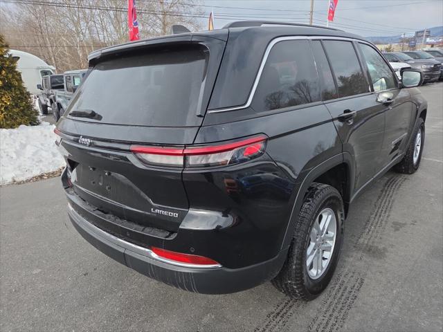 2023 Jeep Grand Cherokee Laredo 4x4 2023 Jeep Grand Cherokee Laredo 4x4