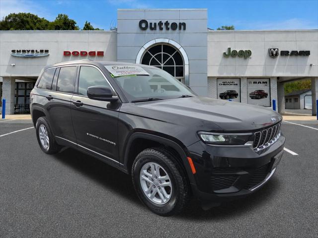 2023 Jeep Grand Cherokee Laredo 4x4 2023 Jeep Grand Cherokee Laredo 4x4