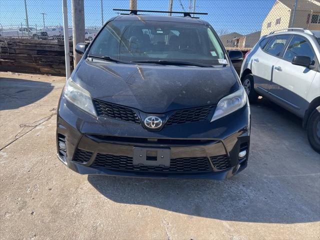 2020 Toyota Sienna SE Premium