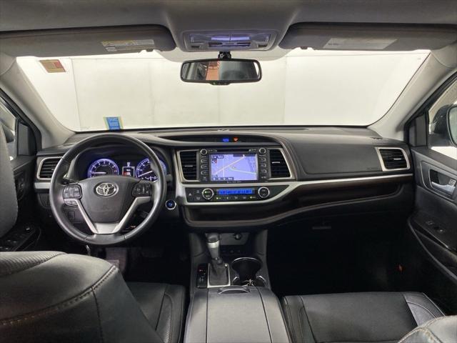 2016 Toyota Highlander Limited V6