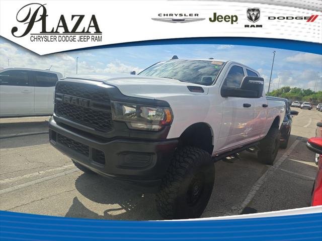 2023 RAM 2500 Tradesman Crew Cab 4x4 64 Box