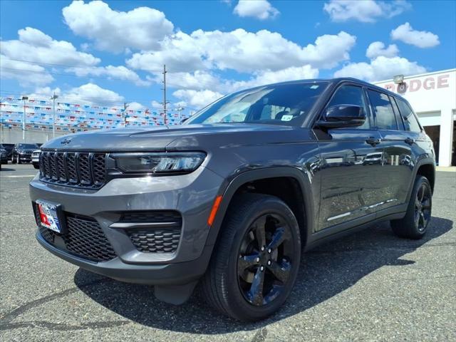 2023 Jeep Grand Cherokee Altitude 4x4