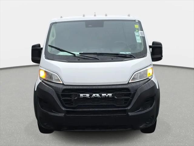 2026 Ram ProMaster Cargo Van Tradesman Low Roof 118" WB w/Pass Seat