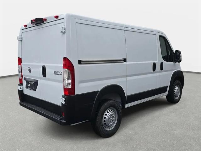 2026 Ram ProMaster Cargo Van Tradesman Low Roof 118" WB w/Pass Seat