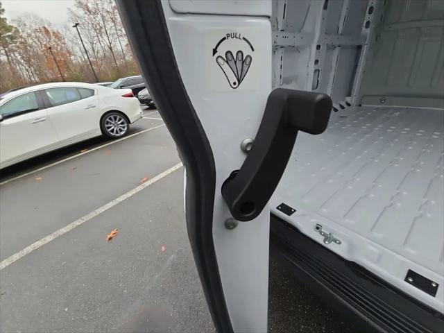2026 Ram ProMaster Cargo Van Tradesman Low Roof 118" WB w/Pass Seat