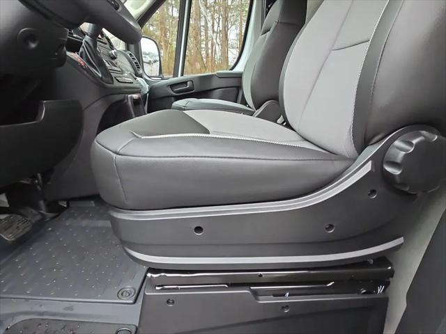 2026 Ram ProMaster Cargo Van Tradesman Low Roof 118" WB w/Pass Seat