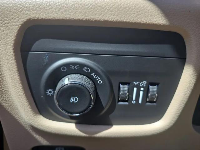 2025 Jeep Grand Cherokee L Limited 4x2