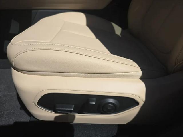 2025 Jeep Grand Cherokee L Limited 4x2