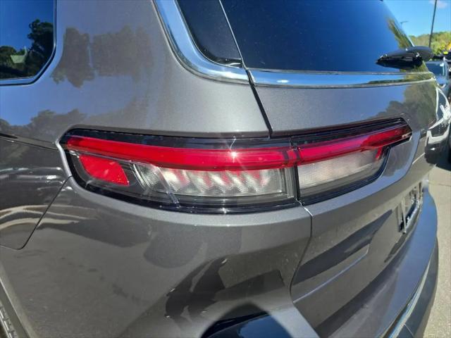 2025 Jeep Grand Cherokee L Limited 4x2