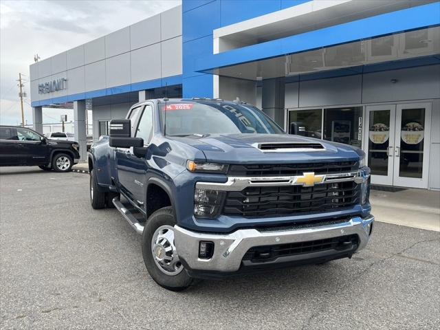 2025 Chevrolet Silverado 3500HD 4WD Crew Cab Long Bed LT