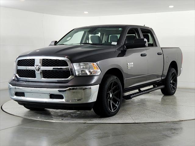 2023 RAM 1500 Classic SLT Crew Cab 4x4 57 Box
