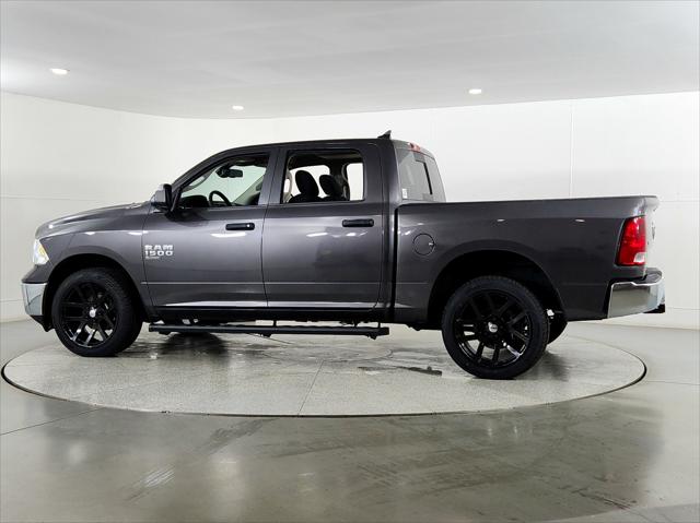 2023 RAM 1500 Classic SLT Crew Cab 4x4 57 Box