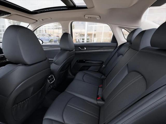 2026 Kia K5 EX