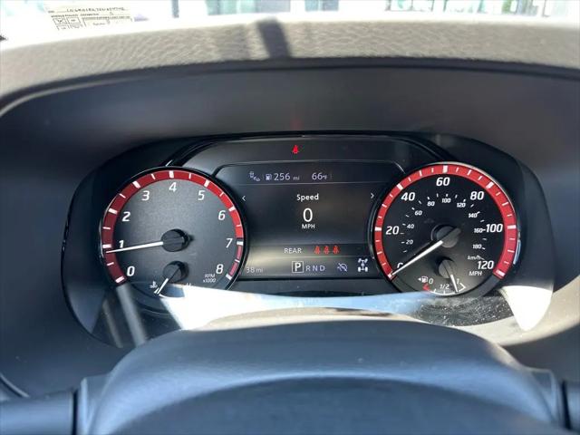 2025 Nissan Frontier Crew Cab PRO-4X 4x4