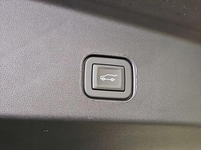2026 Cadillac iQ V-Series AWD