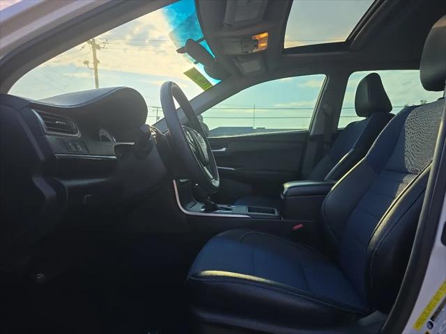 2016 Toyota Camry SE