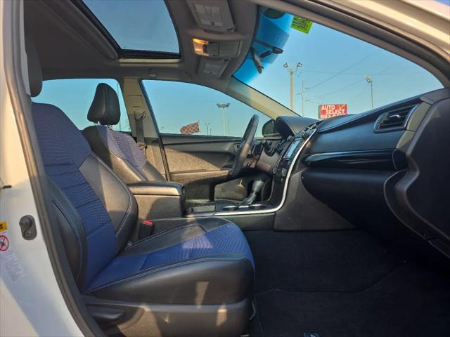 2016 Toyota Camry SE