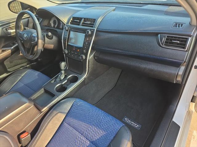 2016 Toyota Camry SE