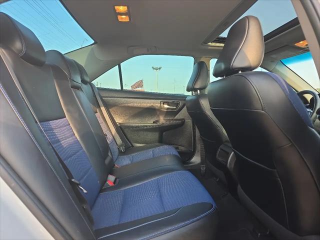 2016 Toyota Camry SE