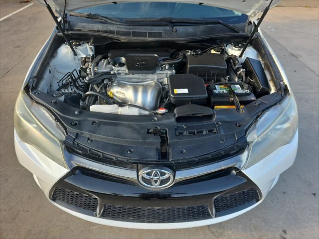 2016 Toyota Camry SE