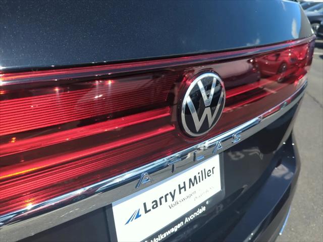 2026 Volkswagen Atlas SE with Technology