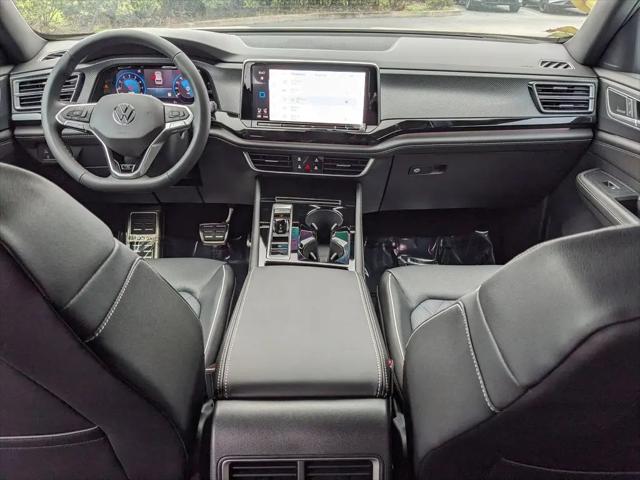 2026 Volkswagen Atlas Cross Sport SEL Premium R-Line