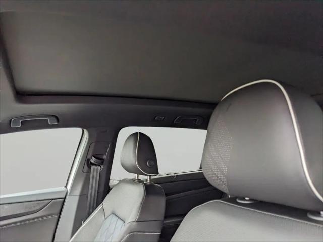 2026 Volkswagen Atlas Cross Sport SEL Premium R-Line