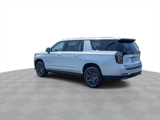 2025 Chevrolet Suburban 4WD Premier