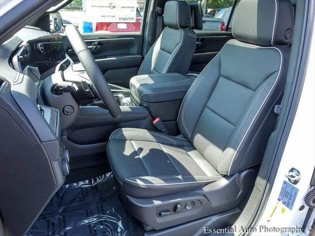 2025 Chevrolet Suburban 4WD Premier