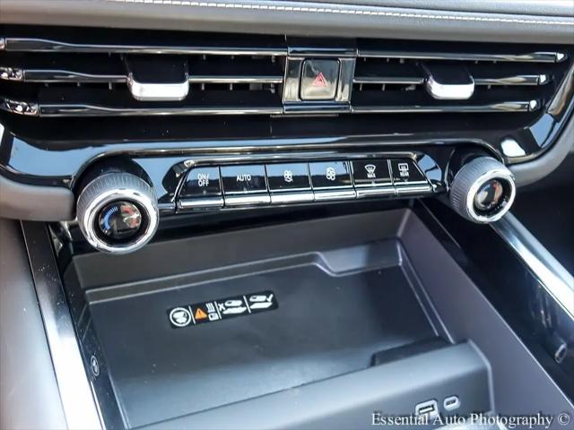 2025 Chevrolet Suburban 4WD Premier