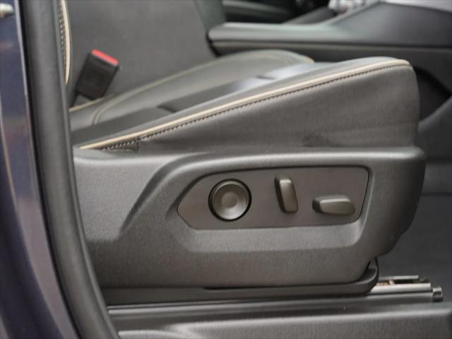 2023 GMC Yukon XL 4WD SLT