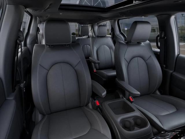 2026 Chrysler Pacifica Select AWD