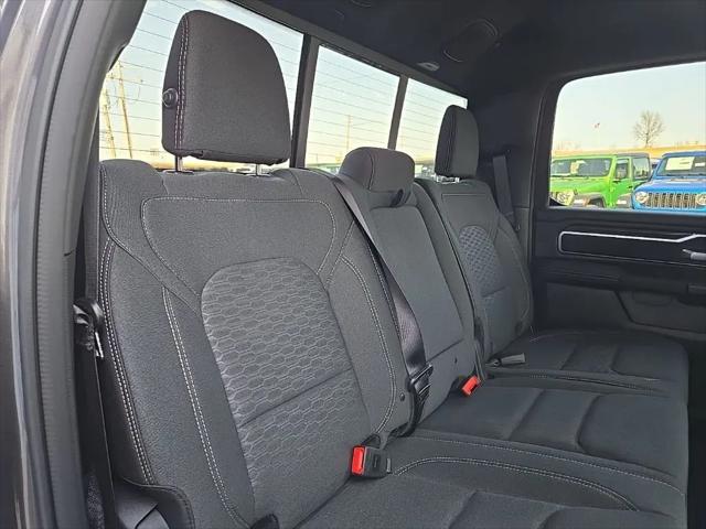2026 Ram 1500 Big Horn Crew Cab 4x4 5'7" Box