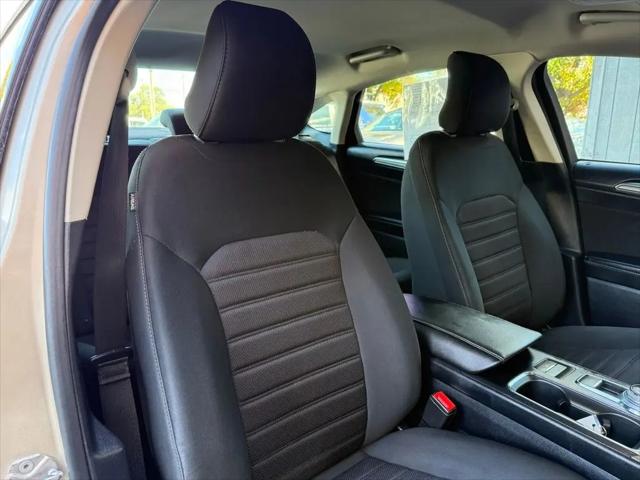 2019 Ford Fusion SE