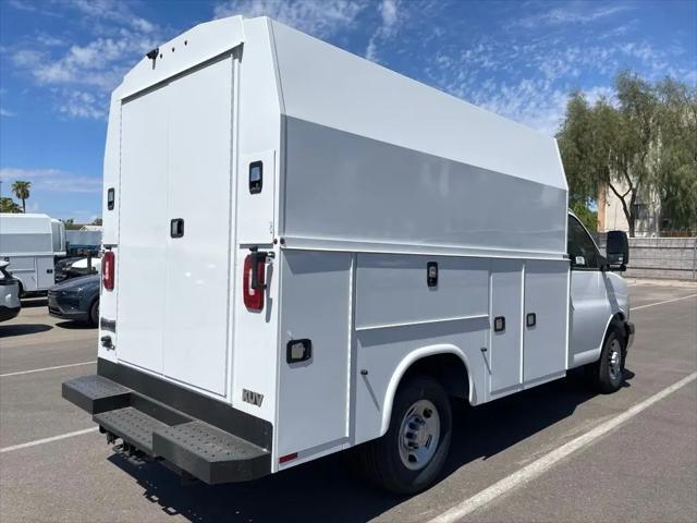 2025 Chevrolet Express Cutaway Work Van