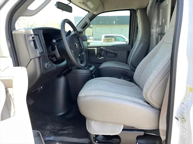 2025 Chevrolet Express Cutaway Work Van