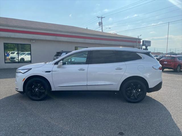 2024 Buick Enclave Essence FWD