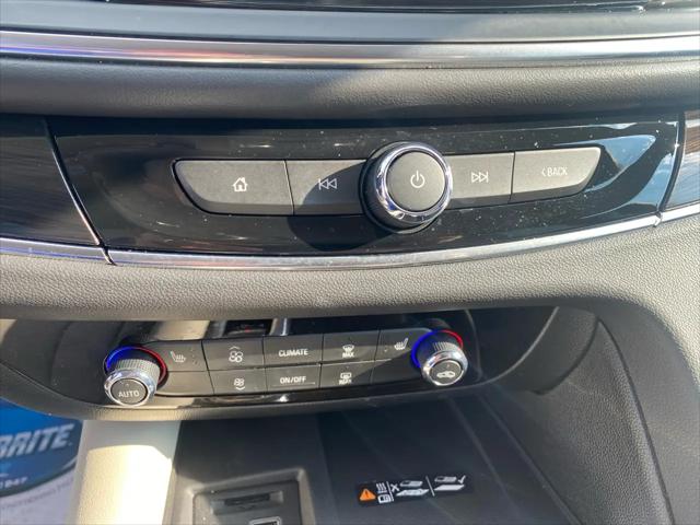2024 Buick Enclave Essence FWD
