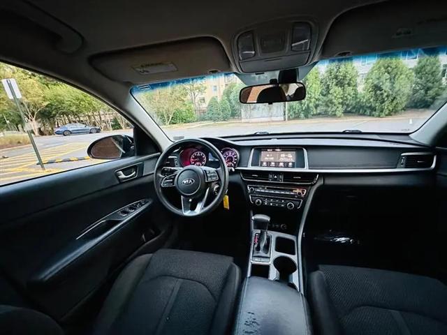 2020 Kia Optima LX