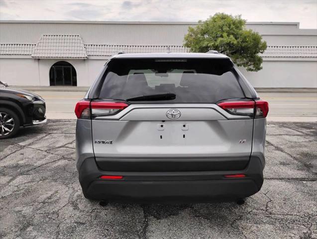 2019 Toyota RAV4 LE