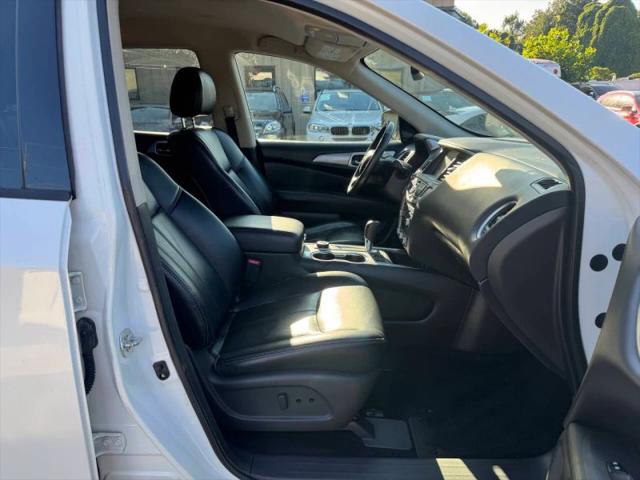 2018 Nissan Pathfinder SL