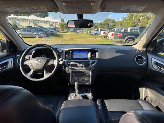 2018 Nissan Pathfinder SL