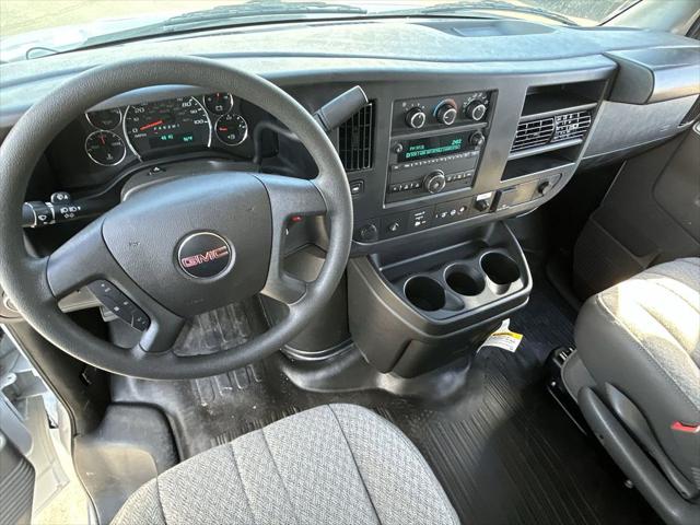 2025 GMC Savana Cutaway Work Van