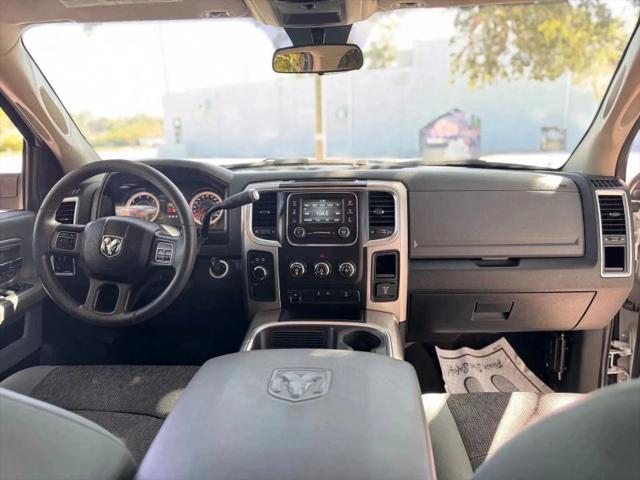 2018 Ram 3500 SLT Crew Cab 4x4 8' Box